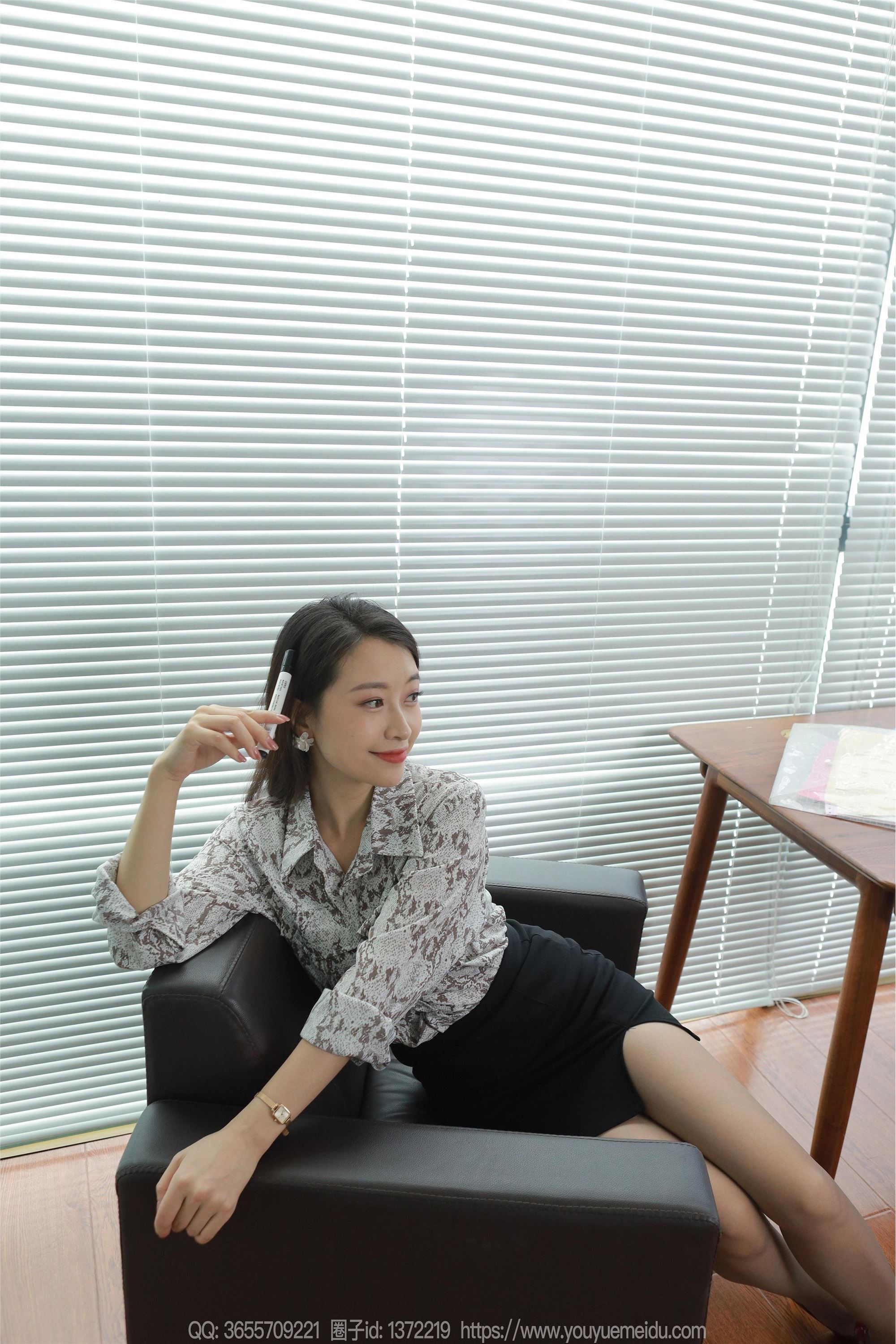 IESS异思趣向  2023.10.09 丝享家 1554 小婕《蟒纹衬衣》